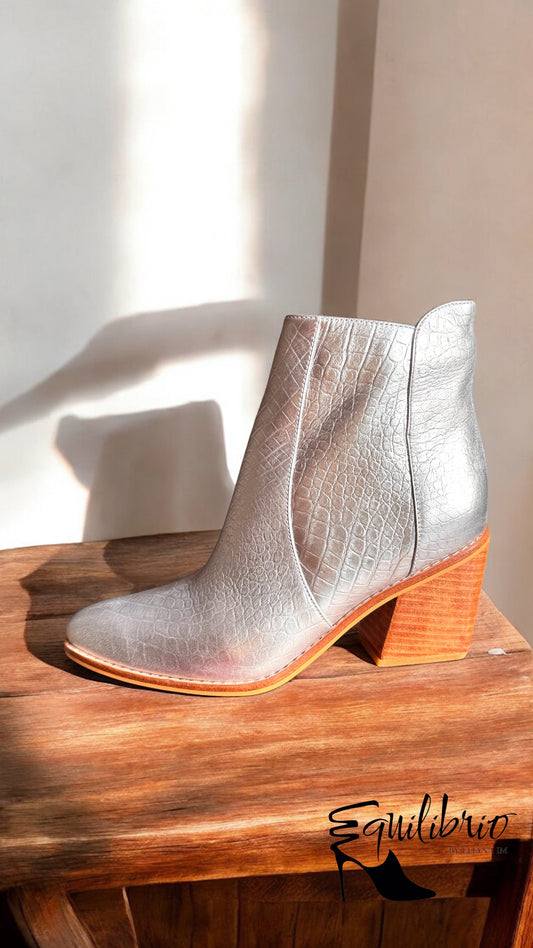 Botines Equilibrio Plata