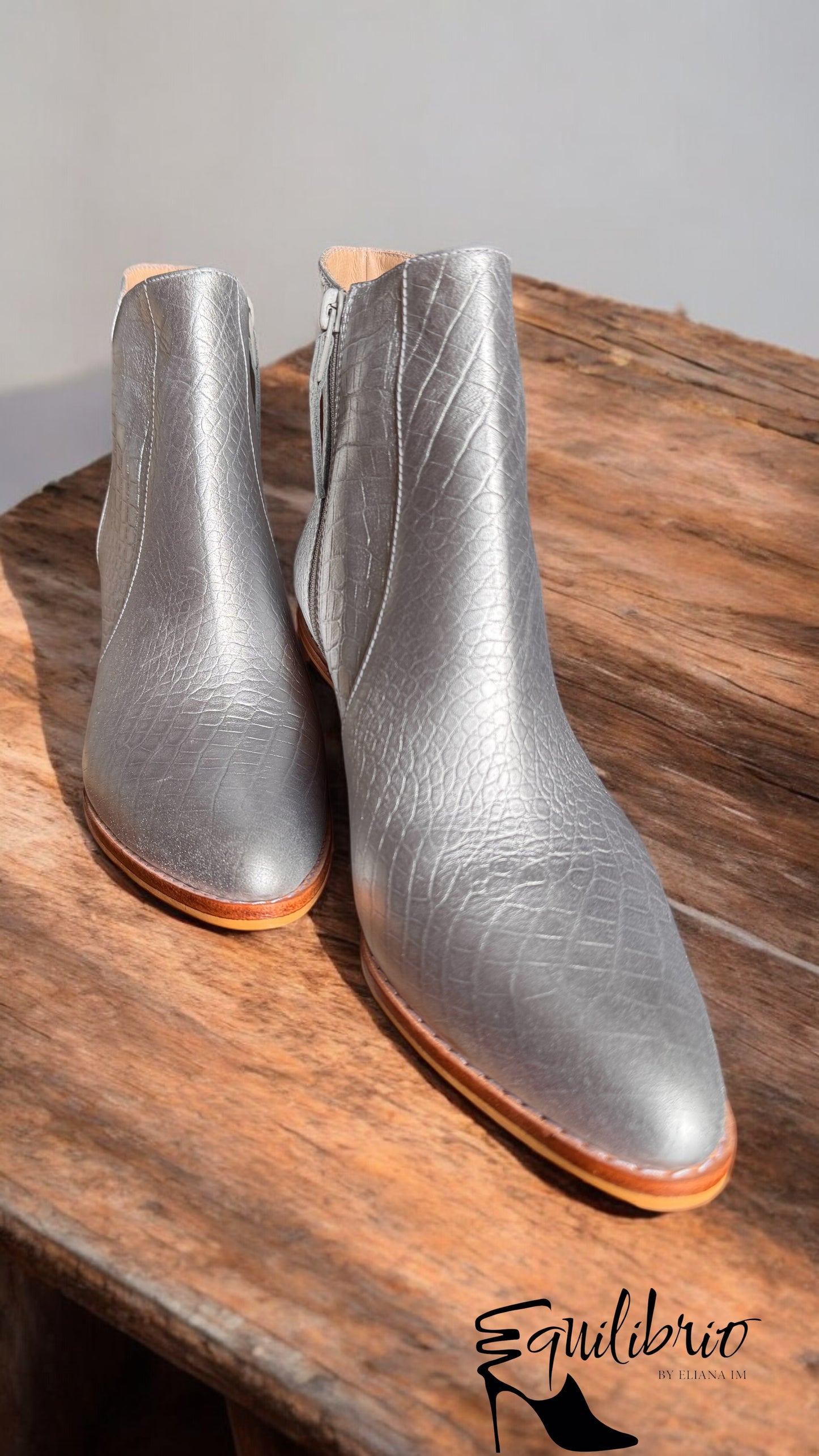 Botines Equilibrio Plata