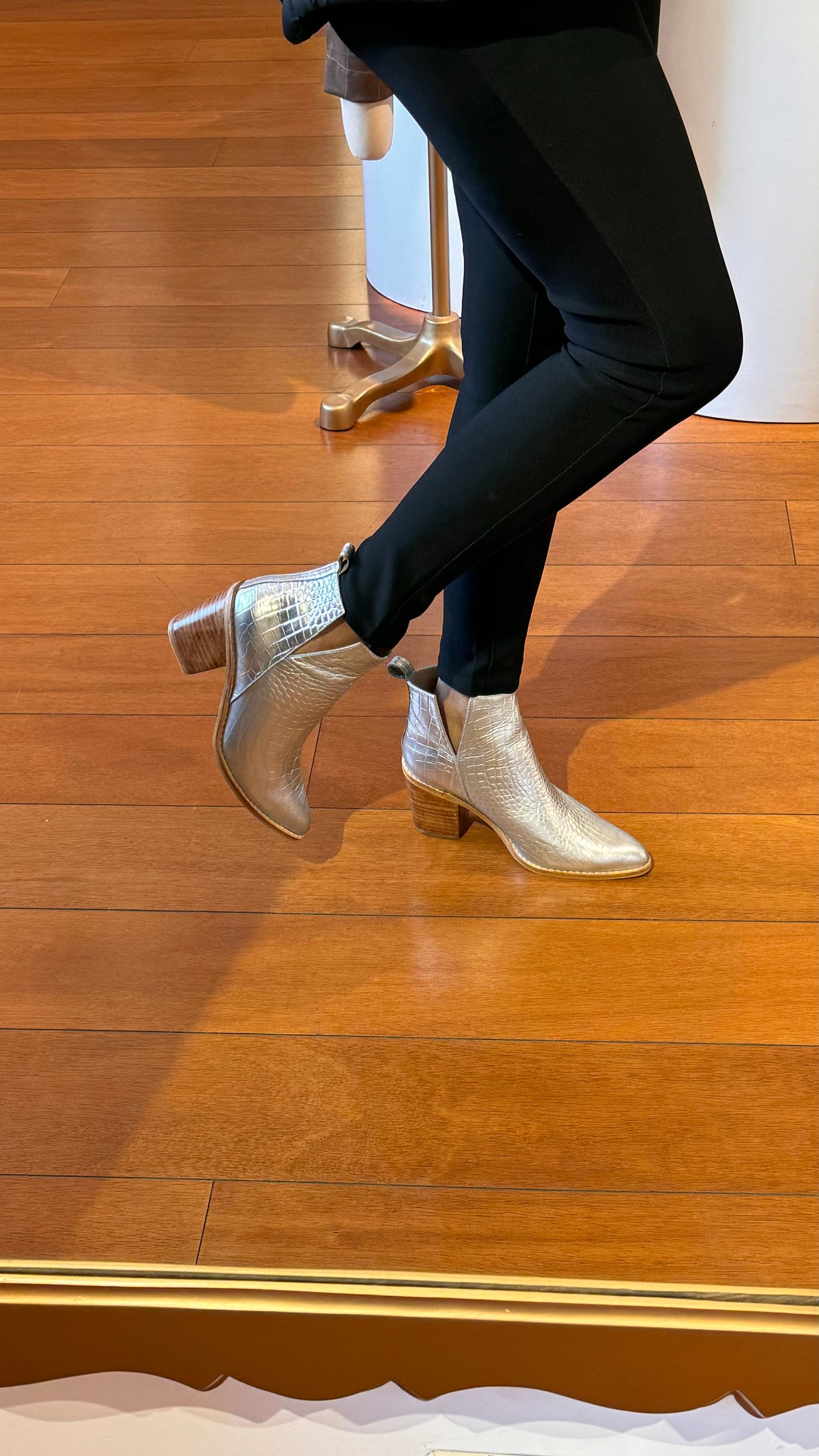 Botines Plata Equilibrio